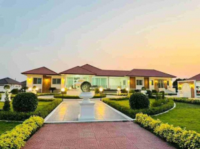poolvillaburiram